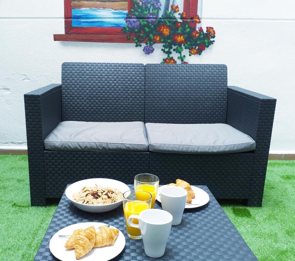 Dl Patio Malaga Apartment Exterior photo